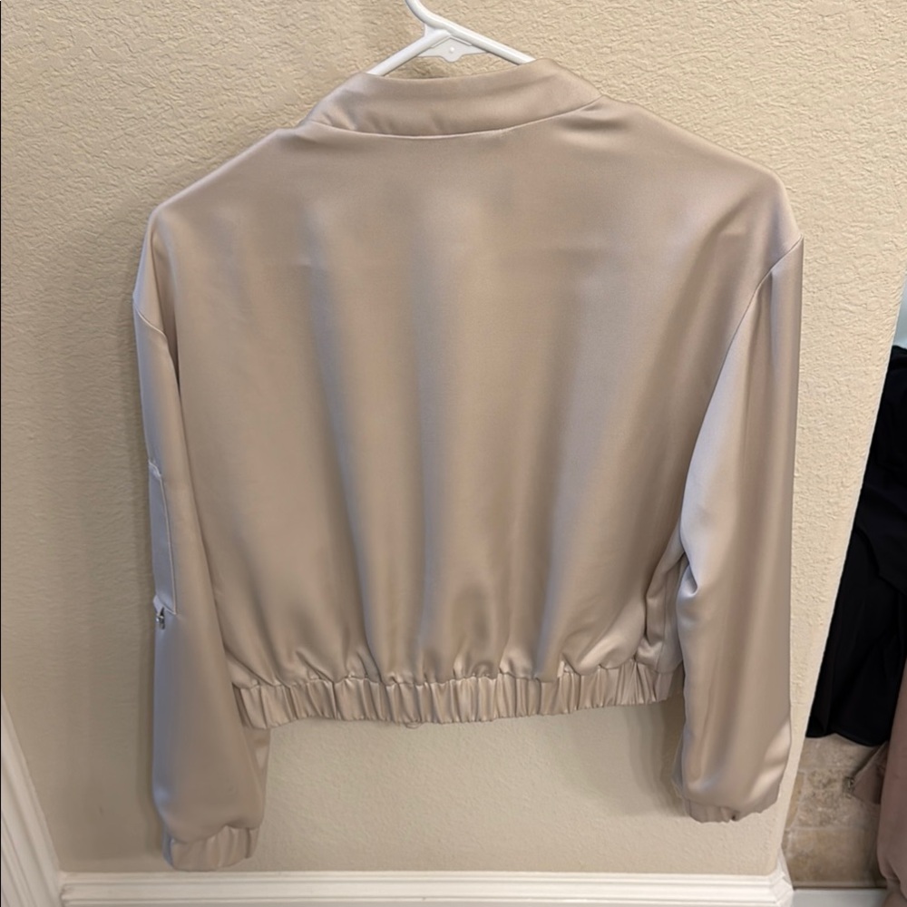 COPY - Zara Women's Cream Satin Bomber Jacket - Picture 2 of 2